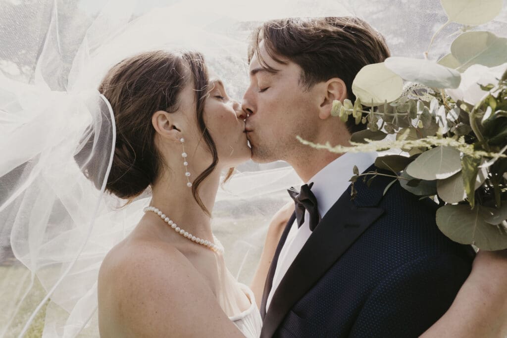 Maryland bride and groom kissing at wedding
